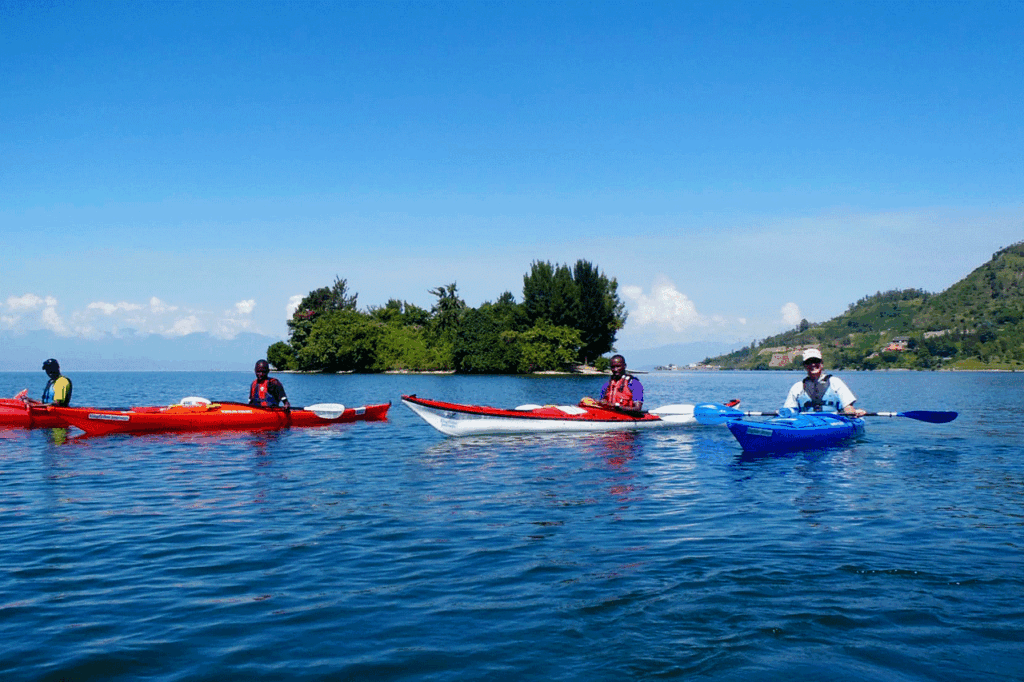 6-Day Rwanda Gorilla Trekking & Lake Kivu Luxury Safari